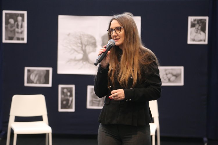 O pomaganiu w LO im. Curier-Skłodowskiej w Makowie Mazowieckim