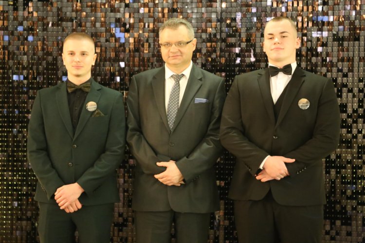 Studniówka 2026 LO im. M. Curie-Skłodowskiej w Makowie Mazowieckim