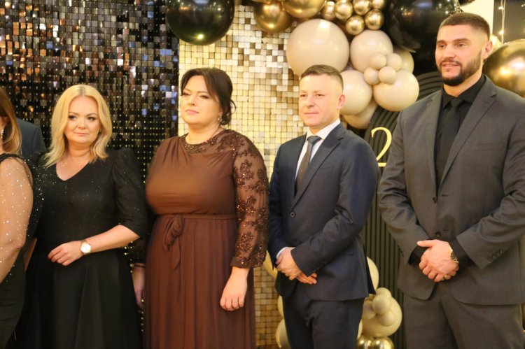Studniówka 2026 LO im. M. Curie-Skłodowskiej w Makowie Mazowieckim