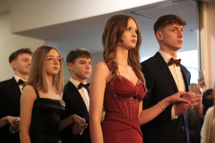 Studniówka 2026 LO im. M. Curie-Skłodowskiej w Makowie Mazowieckim