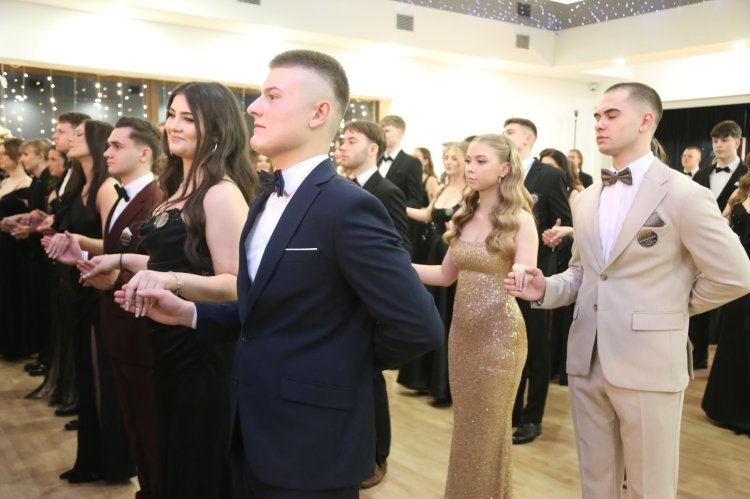 Studniówka 2026 LO im. M. Curie-Skłodowskiej w Makowie Mazowieckim