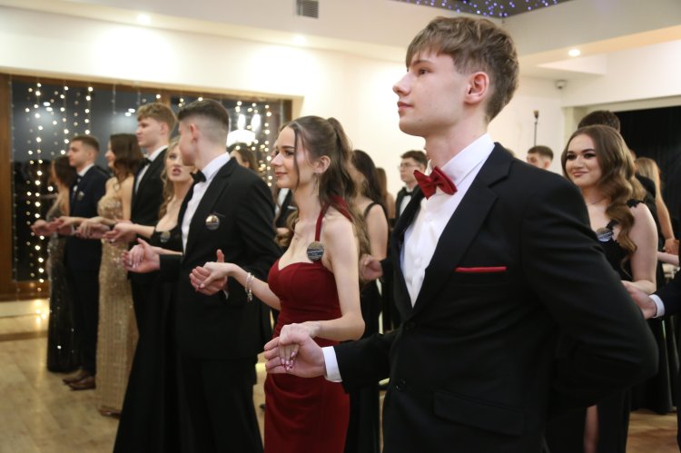 Studniówka 2026 LO im. M. Curie-Skłodowskiej w Makowie Mazowieckim