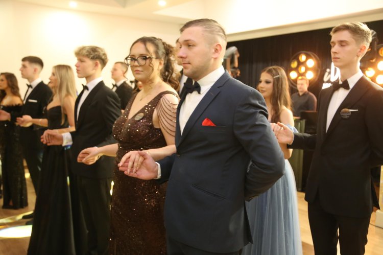 Studniówka 2026 LO im. M. Curie-Skłodowskiej w Makowie Mazowieckim
