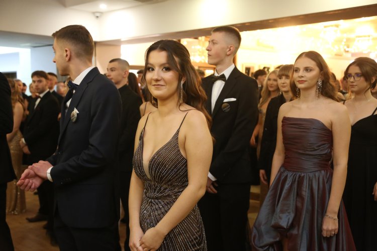Studniówka 2026 LO im. M. Curie-Skłodowskiej w Makowie Mazowieckim