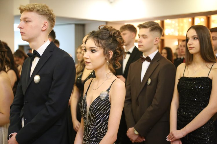 Studniówka 2026 LO im. M. Curie-Skłodowskiej w Makowie Mazowieckim