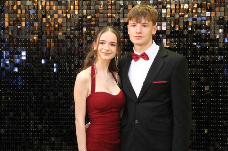 Studniówka 2026 LO im. M. Curie-Skłodowskiej w Makowie Mazowieckim