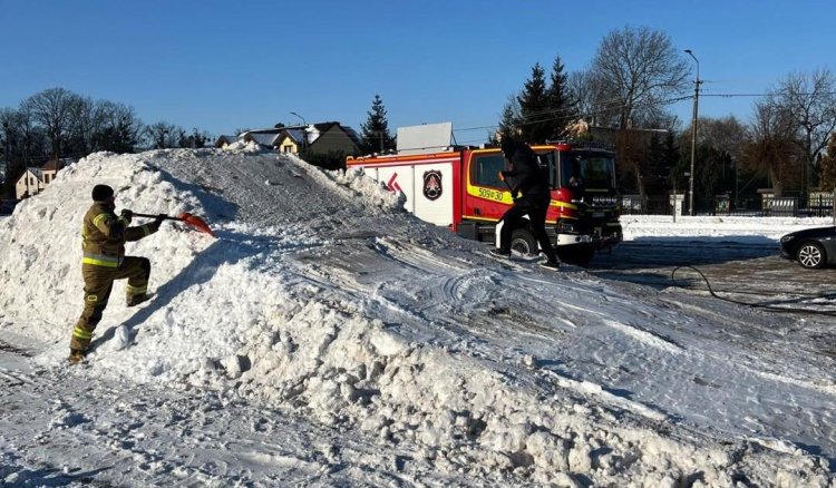 Usypali górkę, zrobili ślizgawkę -