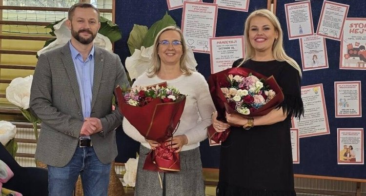 Znana influencerka i prezenterka gościnią ZS im. ŻAK w Makowie Mazowieckim. Tematem spotkania hejt