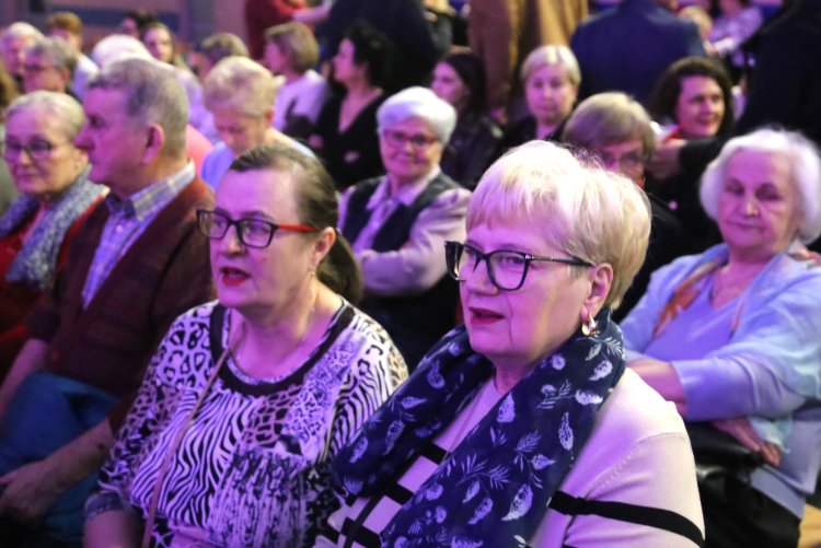 Dzień Kobiet z Powiatem Makowskim