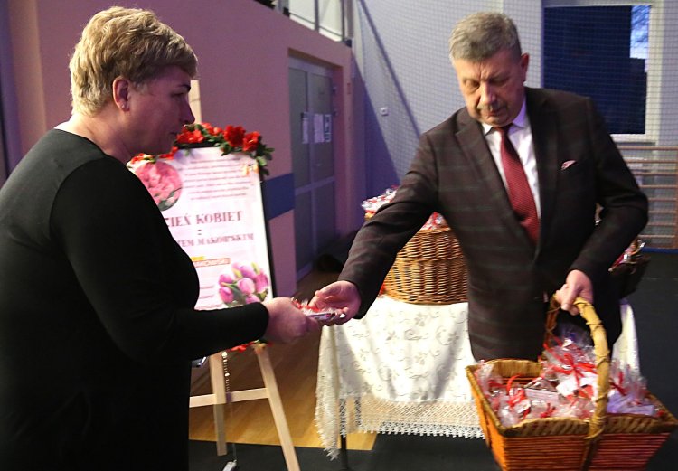 Dzień Kobiet z Powiatem Makowskim