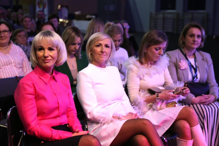 Dzień Kobiet z Powiatem Makowskim