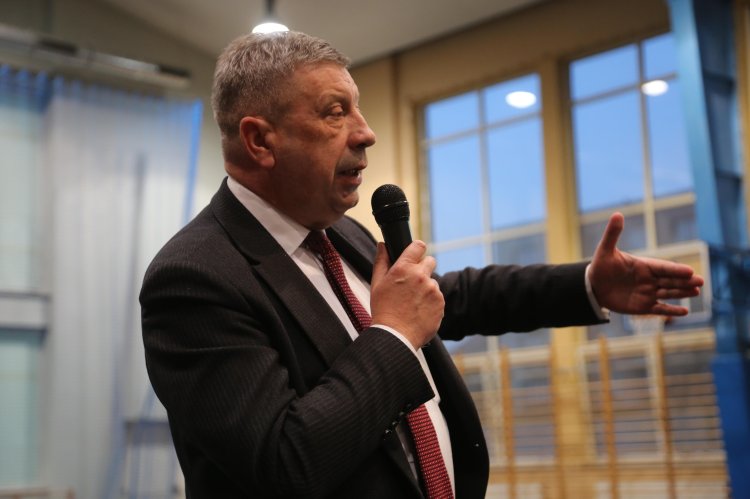 Uwagi, wątpliwości, długa dyskusja - spotkanie konsultacyjne w sprawie budowy linii kolejowej Przasnysz - Zegrze