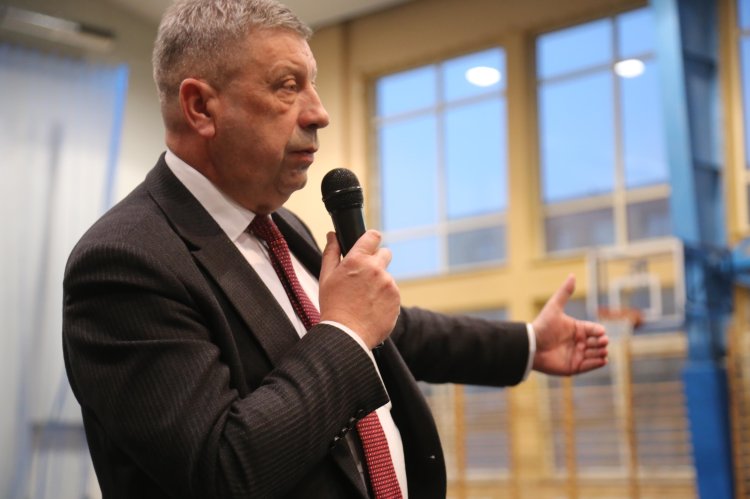 Uwagi, wątpliwości, długa dyskusja - spotkanie konsultacyjne w sprawie budowy linii kolejowej Przasnysz - Zegrze