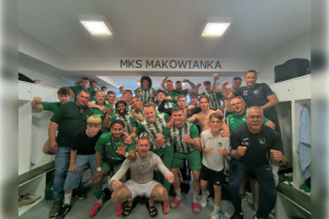 makowianka zakonczyla majowke z kompletem punktow malkiewicz dal wygrana po przerwie