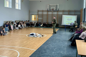 edukacja z wojskiem w sp nr 1 w makowie mazowieckim czego nauczyla sie mlodziez