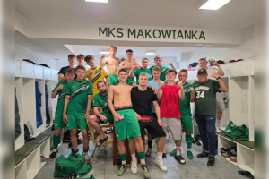 makowianka ii makow mazowiecki mistrzem b klasy awans byl wczesniej teraz jest pieczec na sezonie zdjecia