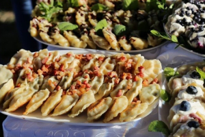 charytatywny festiwal pierogow w makowicy dochod z wydarzenia przeznaczony zostanie na leczenie karoliny minurskiej
