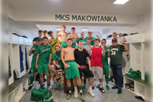 makowianka ii makow mazowiecki wygrala w krzynowlodze udany debiut matusiaka na lawce
