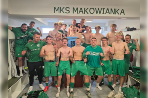 makowianka ii makow mazowiecki odwrocila mecz na szczycie zwycieski gol padl w doliczonym czasie