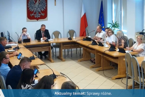 zlota raczka ciagnik wielozadaniowy ekorowery i dzialki dla mlodych radny z czterema wnioskami dla rozana