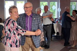 potancowki seniorow w gminach integracja i dobra zabawa kiedy kolejne zdjecia