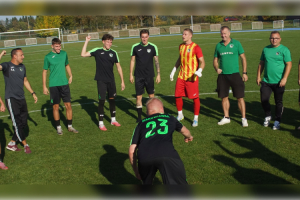 Sportowy weekend w Makowie Mazowieckim i powiecie makowskim. Makowianka jedzie do Warszawy, FC Różan podejmie Nadnarwiankę