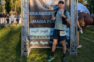 72 kilometry przez Podlasie. Adrian Abramczyk z Krasnosielca ukończył pierwszy ultramaraton